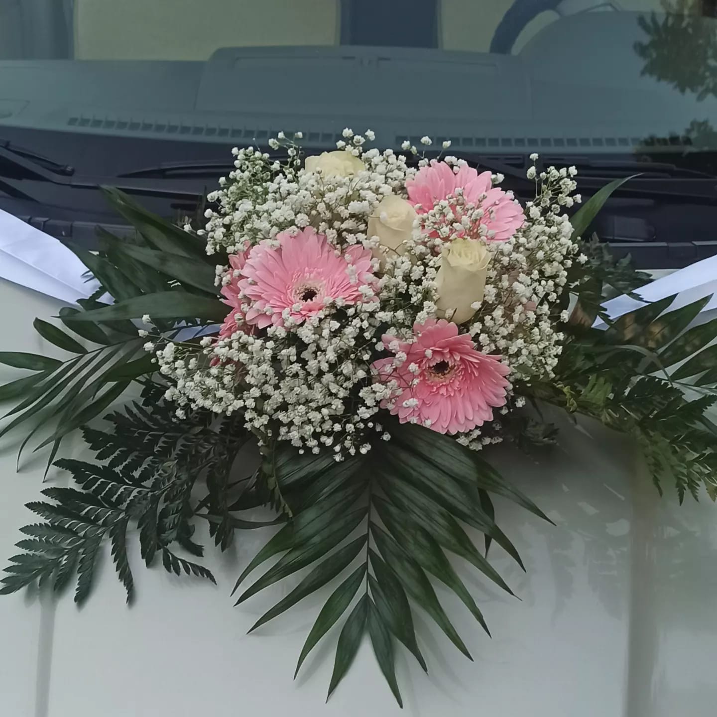 Wedding With Flower Αrrangements