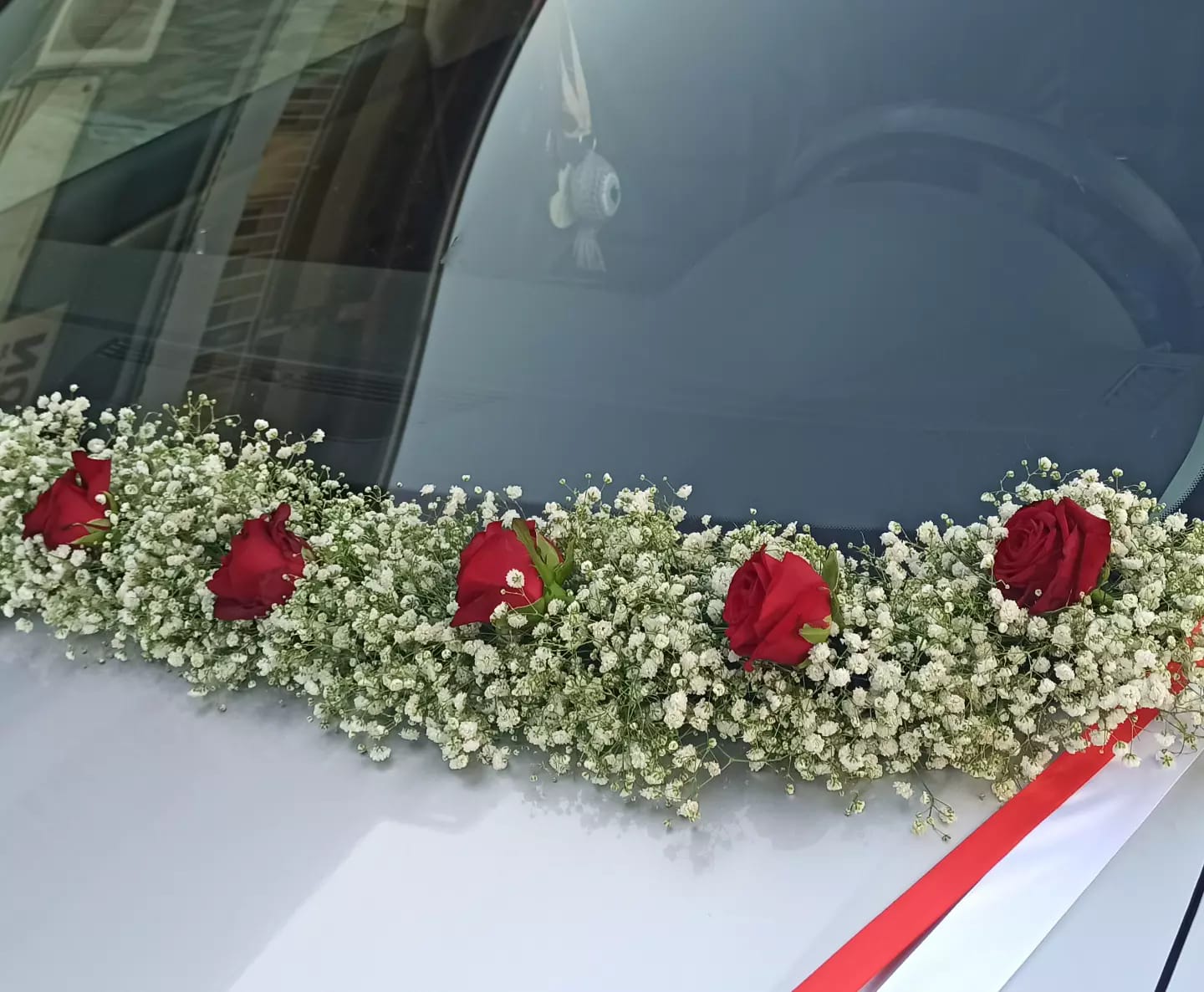 Wedding With Red Roses