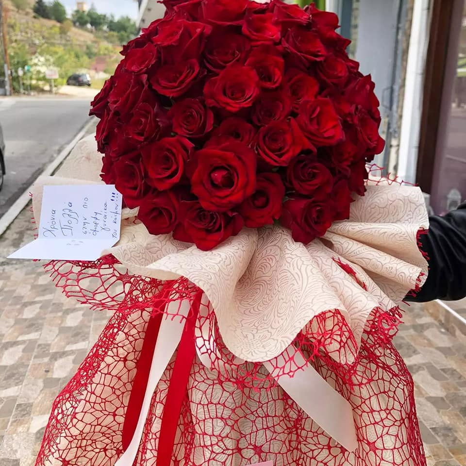 100 Red Roses Bouqueto